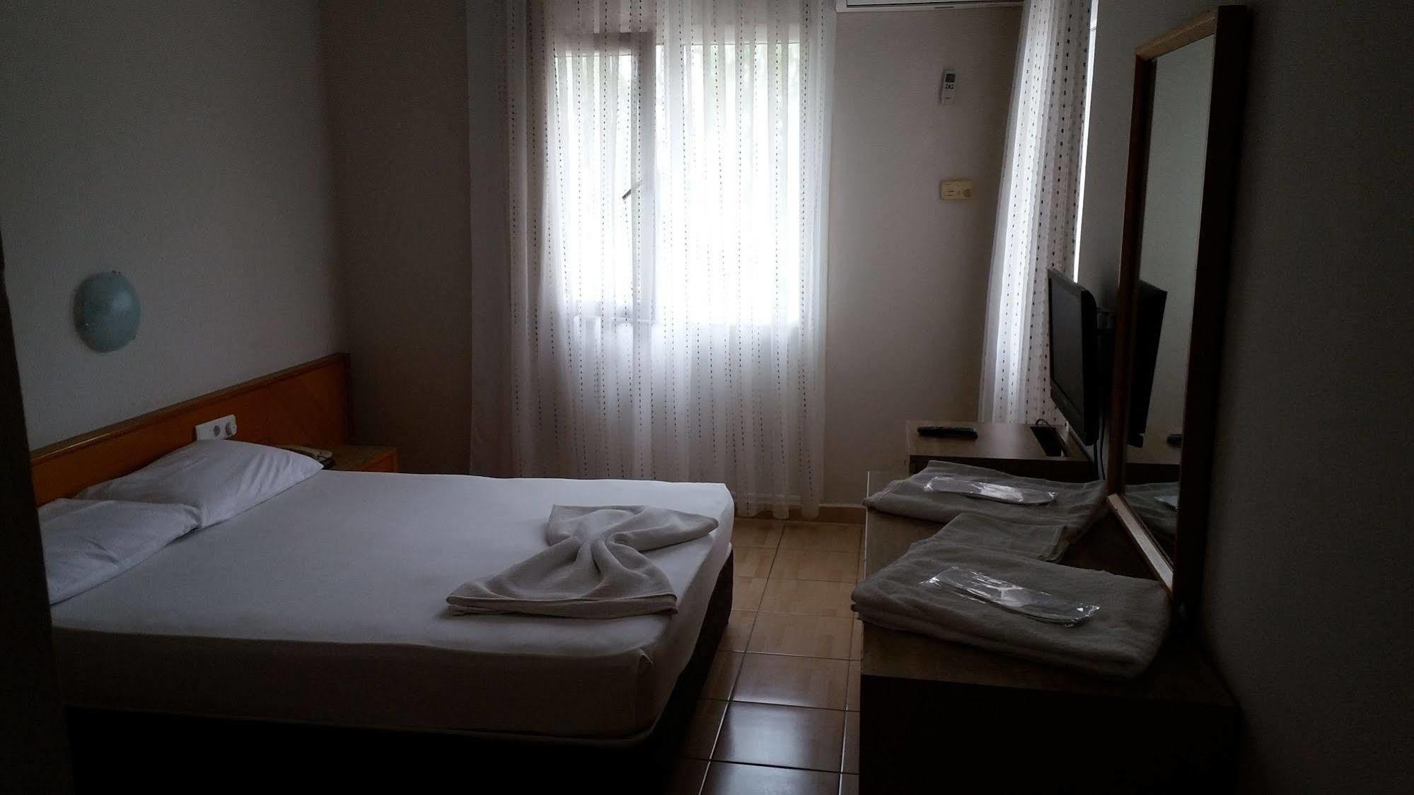 Isinda Hotel Antalya Eksteriør billede